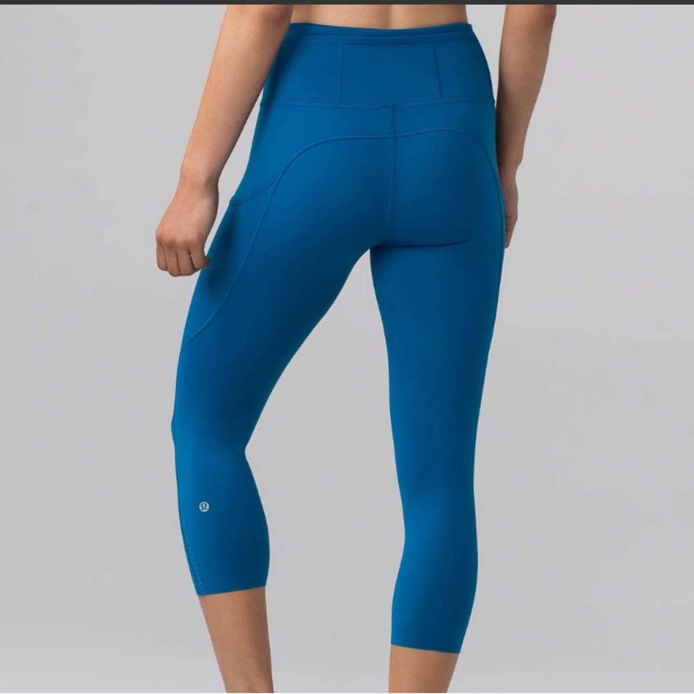 Blue Lululemon Fast and Free Crop Size 6